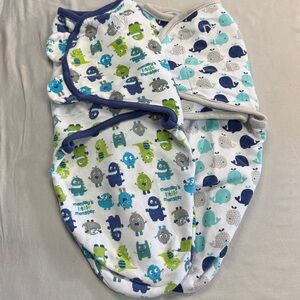 🐥 SwaddleMe - set of 2 Cotton Swaddles with Blue Trim